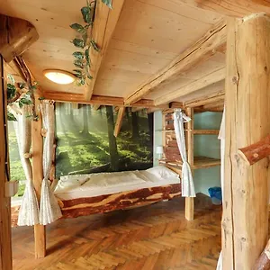  Hostel Artharmony & Czech Republic